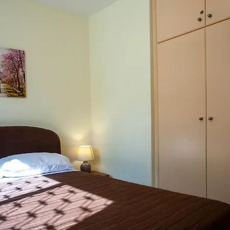 Apartamento Chrisele House *